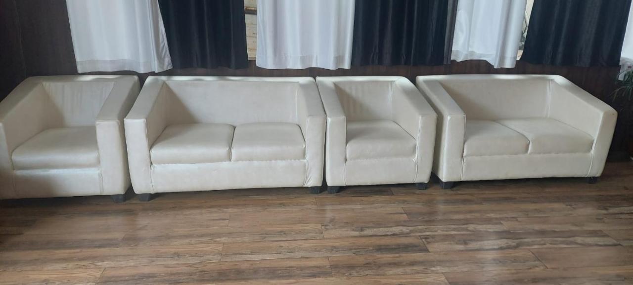 Midwaay Resort Patratu 외부 사진